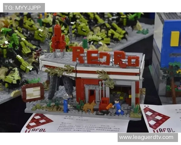 评委们挑战脑力猜测足球明星名字的趣味游戏盛况回顾